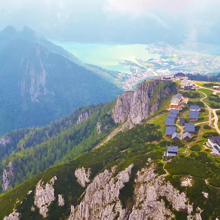 - Holiday home Ebensee