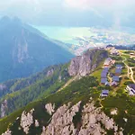 - Ferienhaus Ebensee